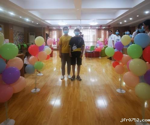 a242f6d539efa838e89033e54e2f803